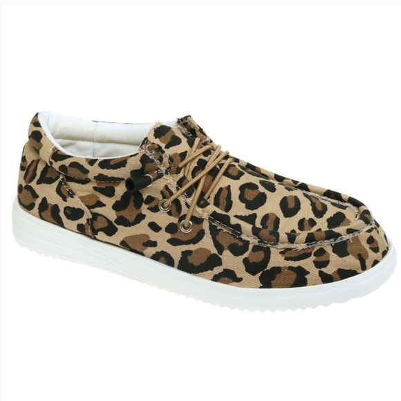 NWT Leopard Animal Print Loafer Slip On Shoes - Picture 2 of 6